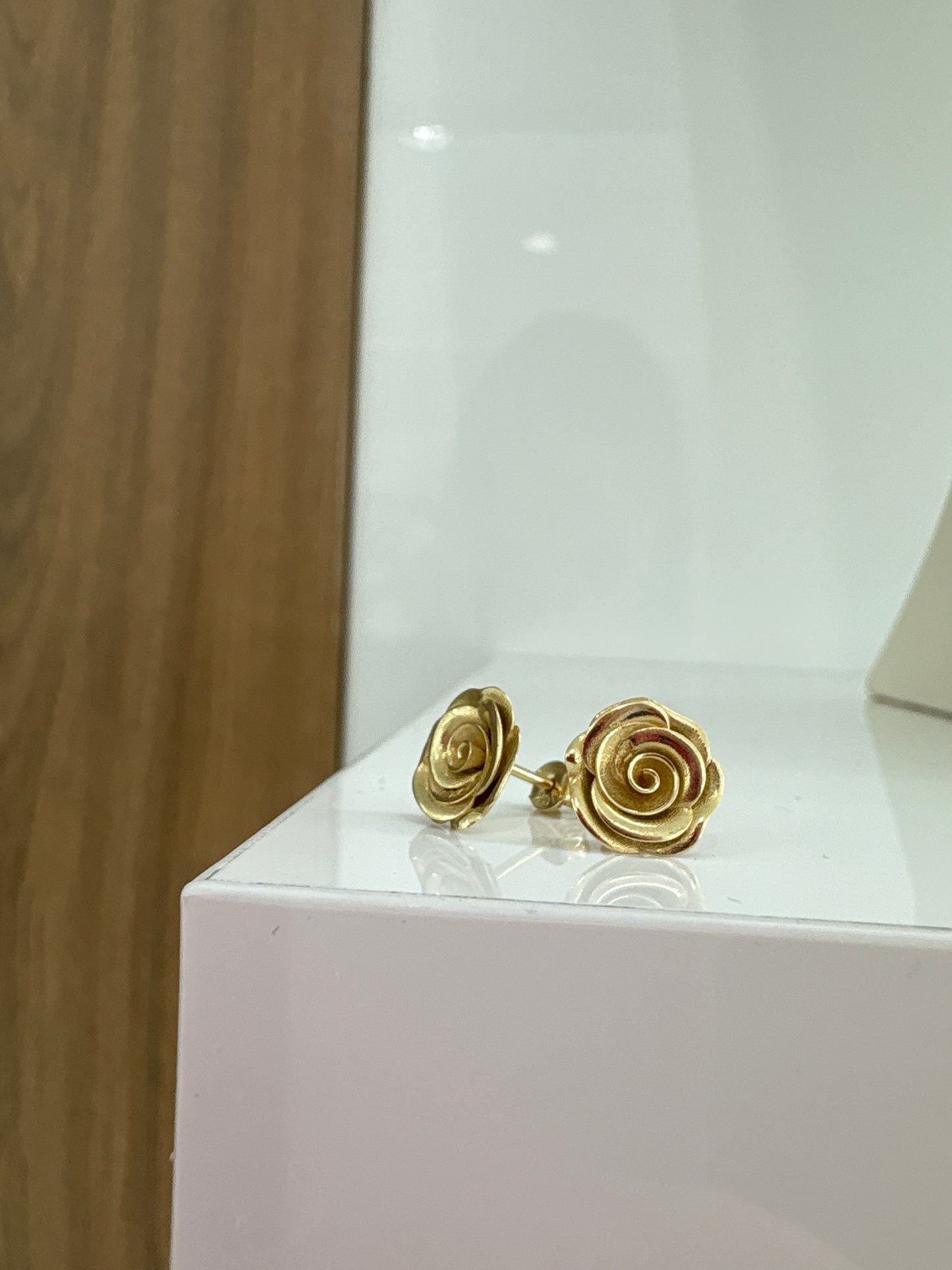 10k earrings de rosa
