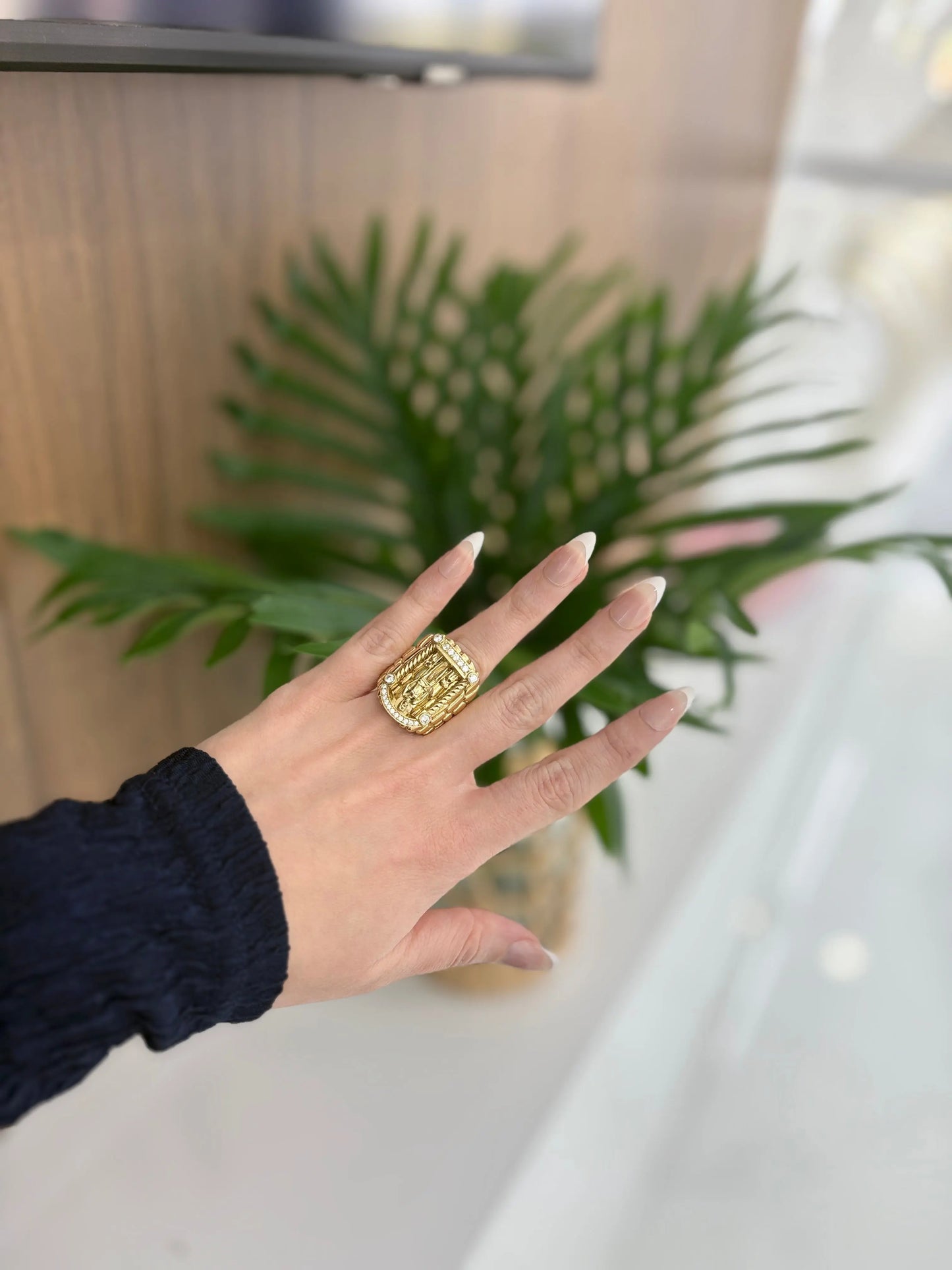 10K San Lazaro Ring My Store