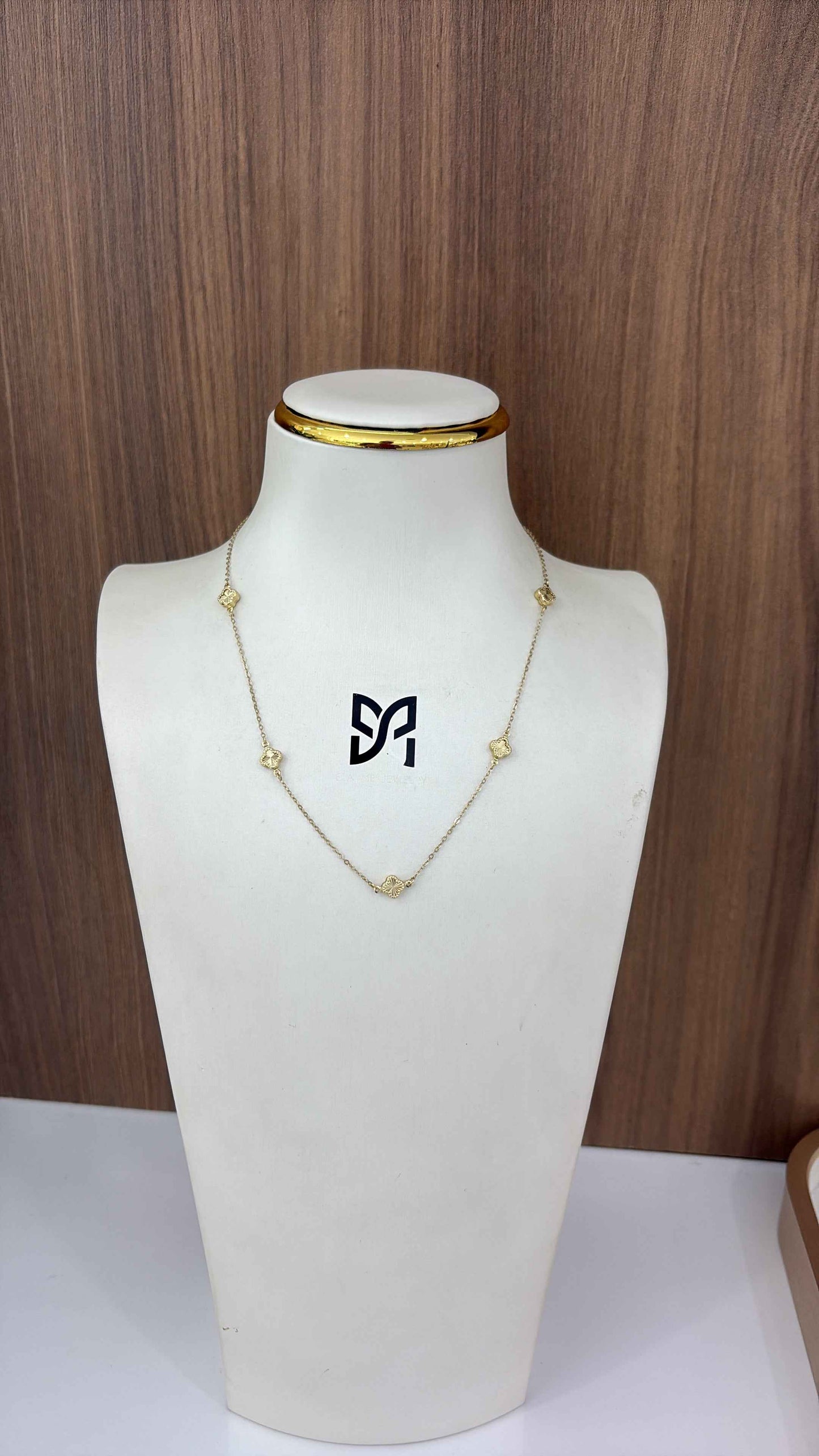 10K Nayeli necklace