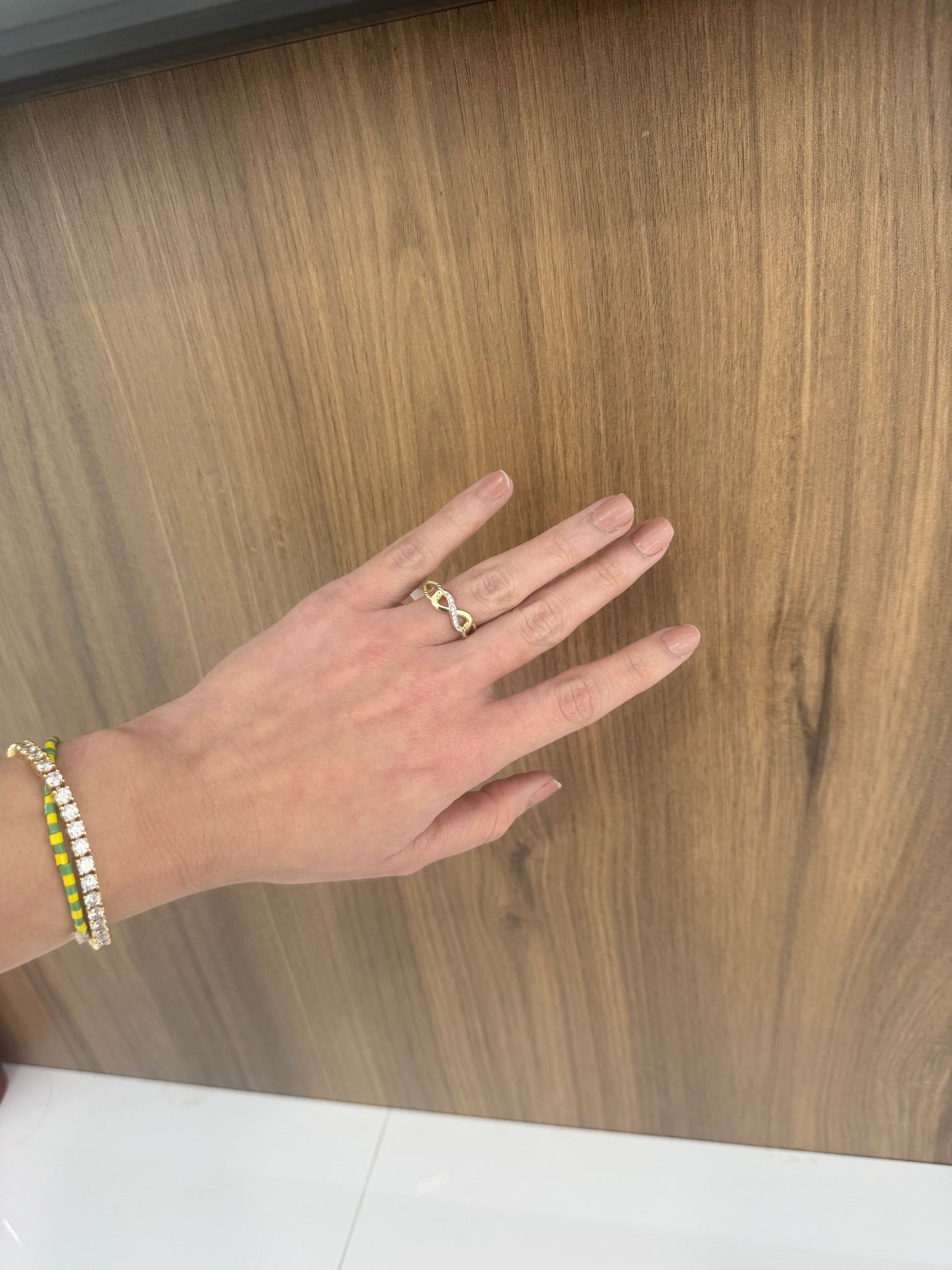 10 k Infinity Ring