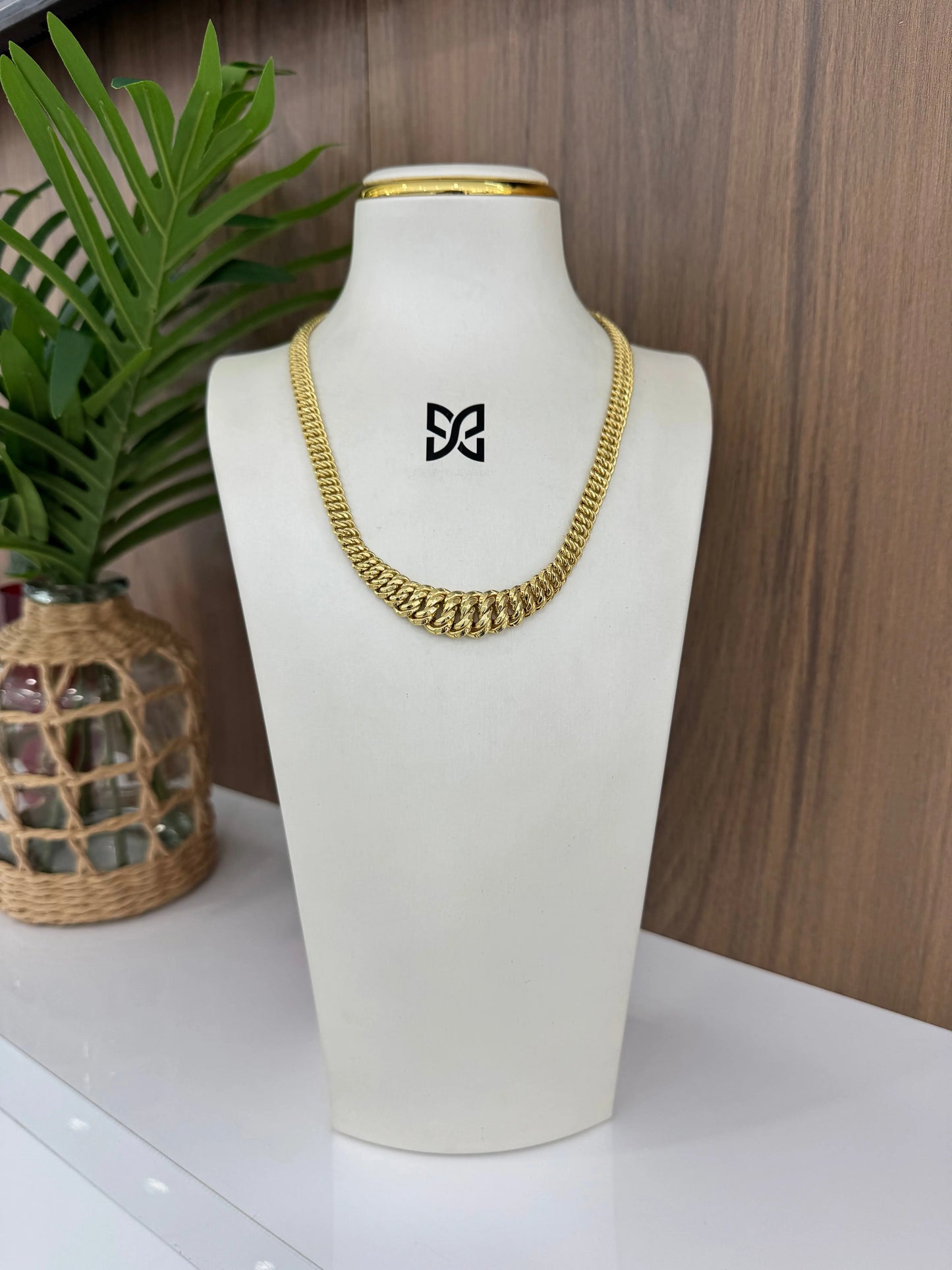 Plain Princess Necklace My Store