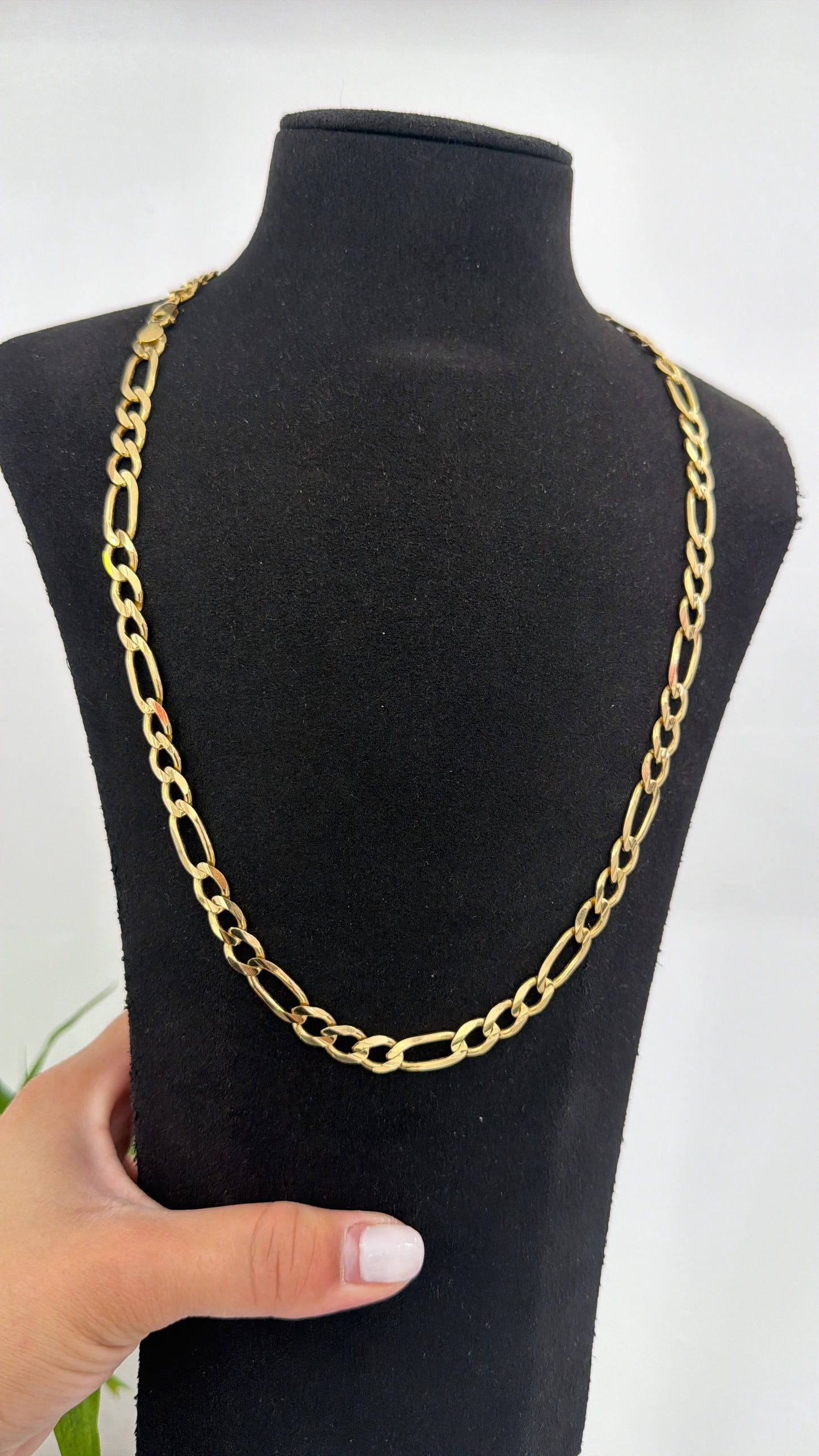 14K 7.5MM Figaro Chain