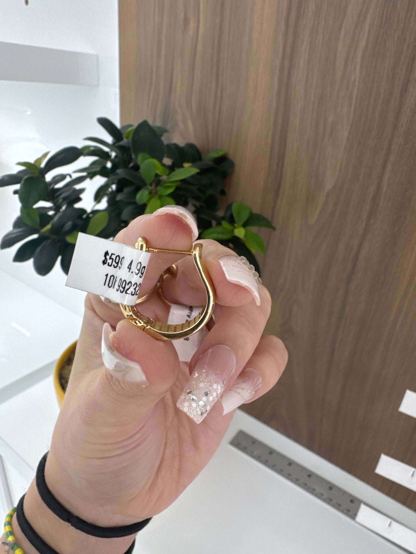 10K Mónaco Earring