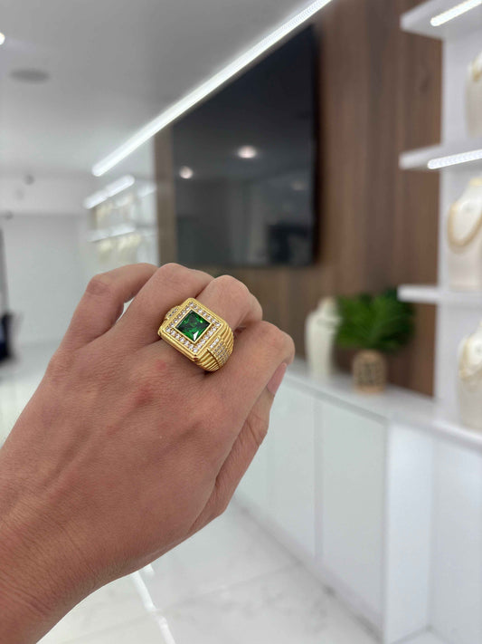 10K Green Stone Ring