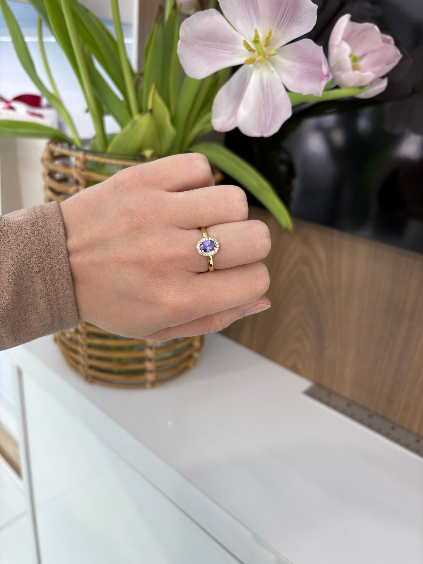10K Purple Oval Stone Ring