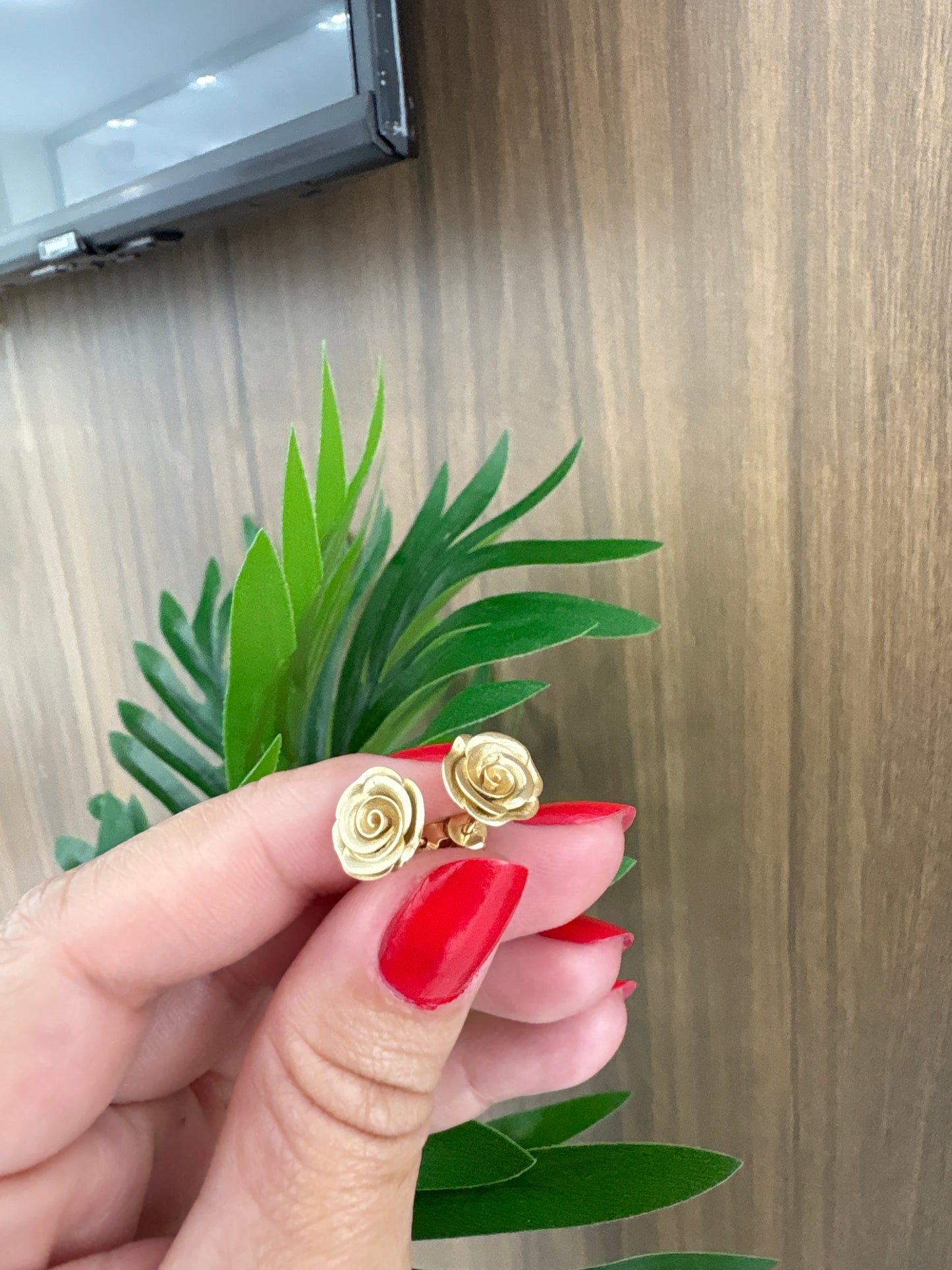 10k earrings de rosa