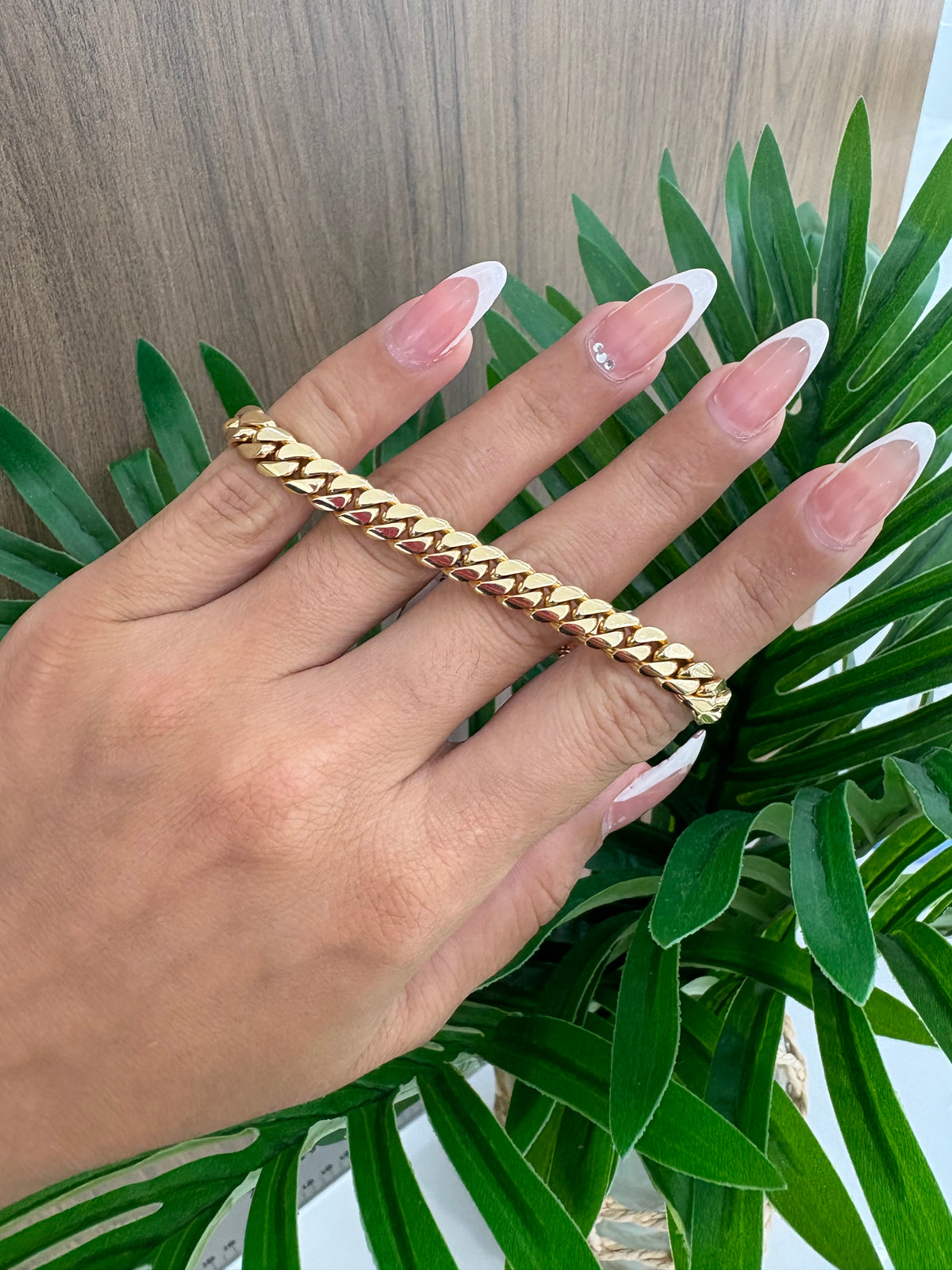 10K 7MM Cuban Link Bracelet