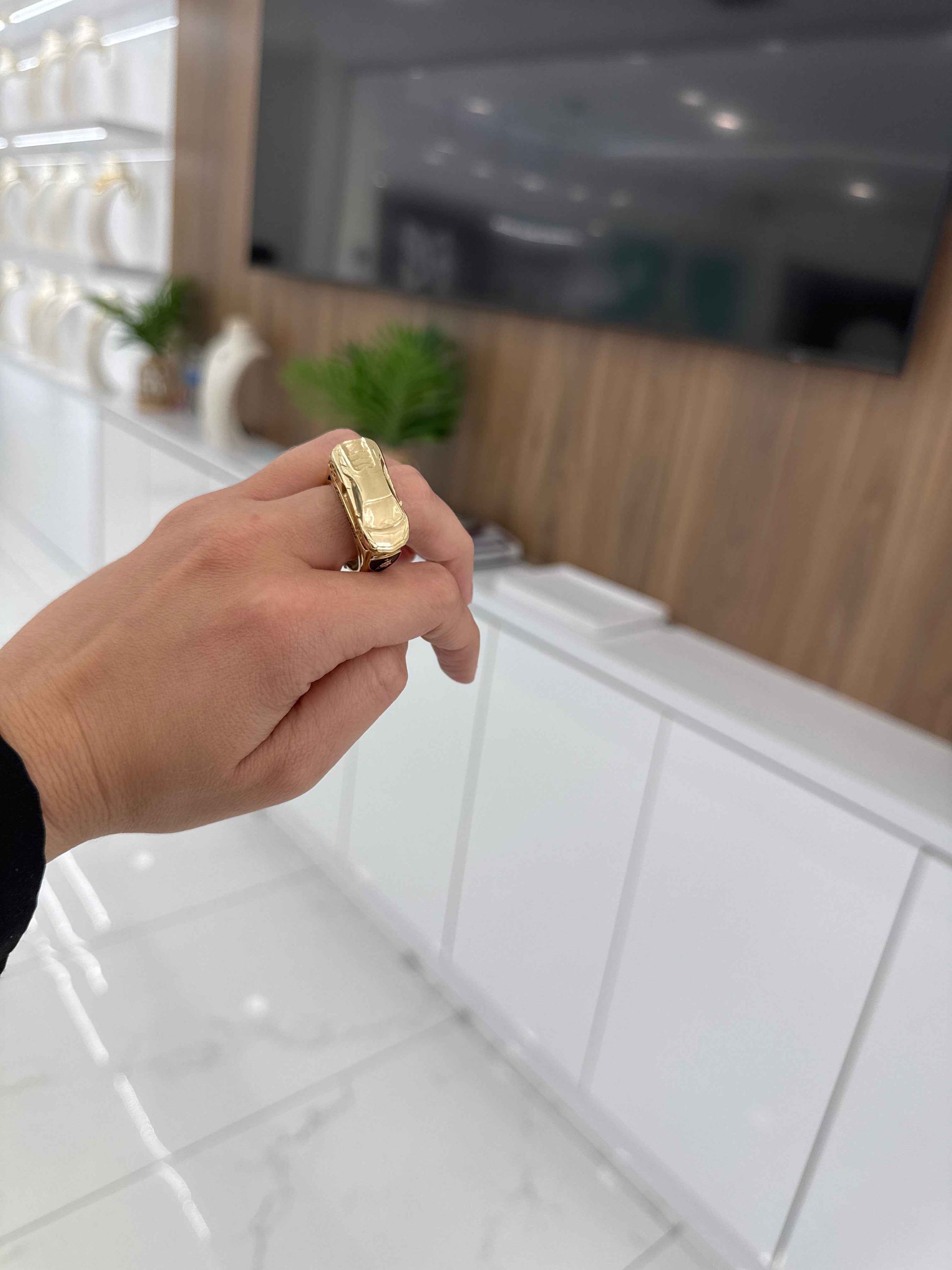10K Car Ring