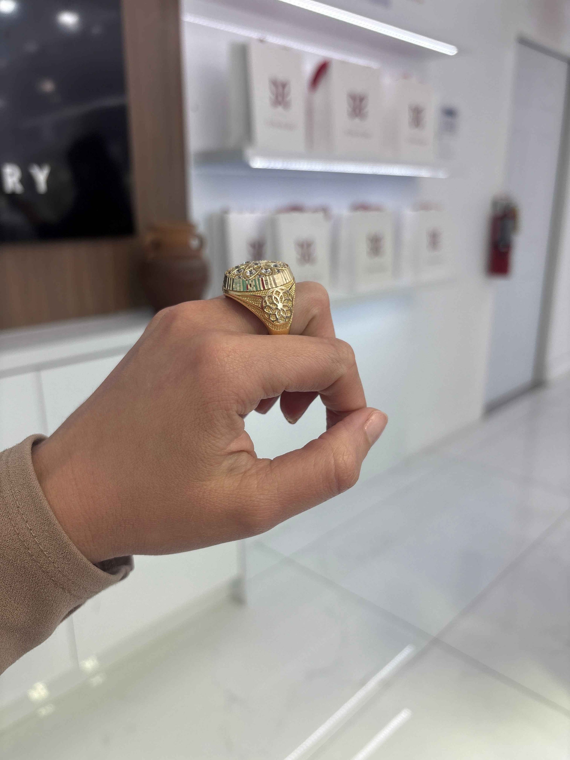 10K Rosetta Ring