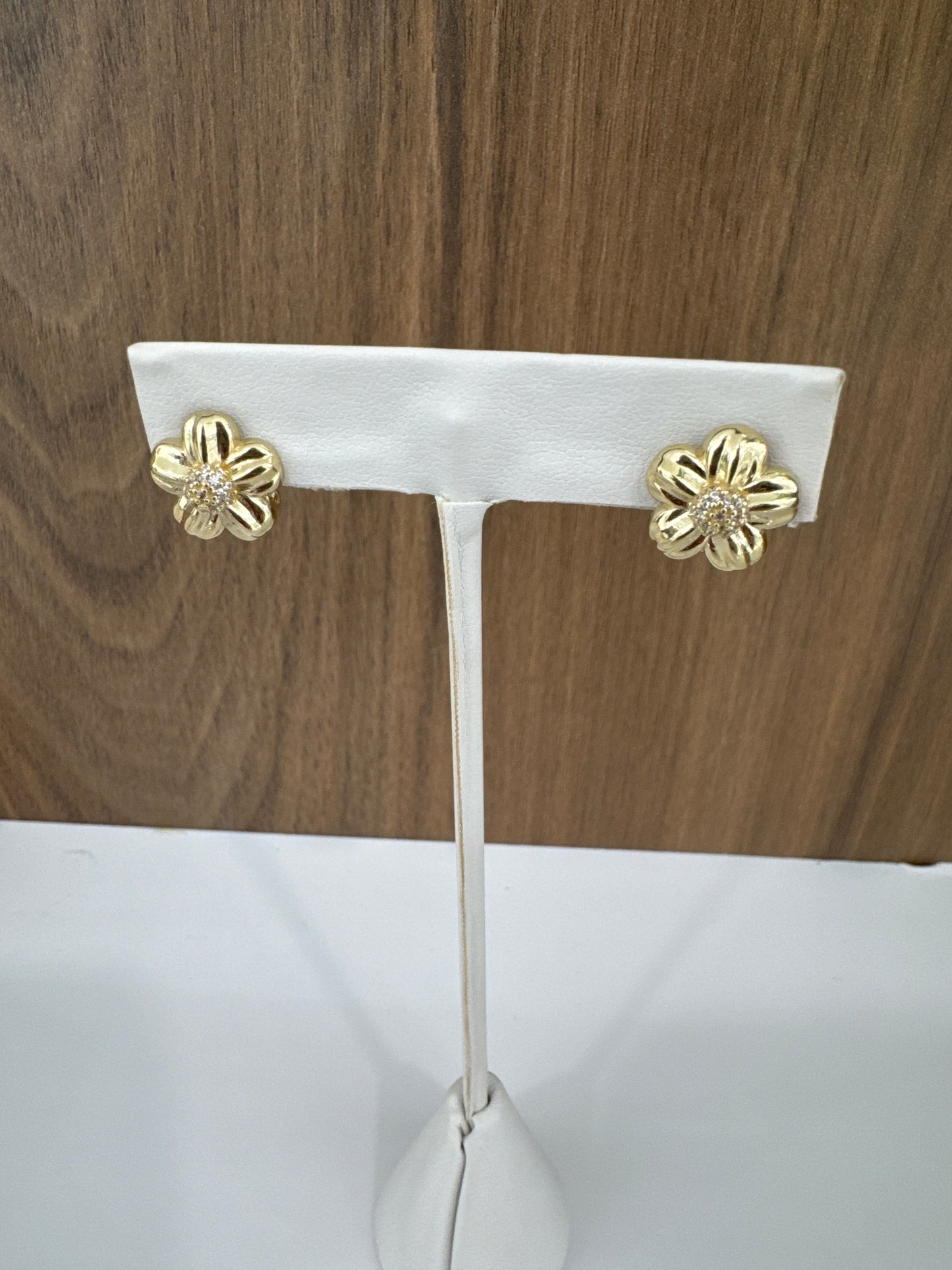 10K Flower Earring
