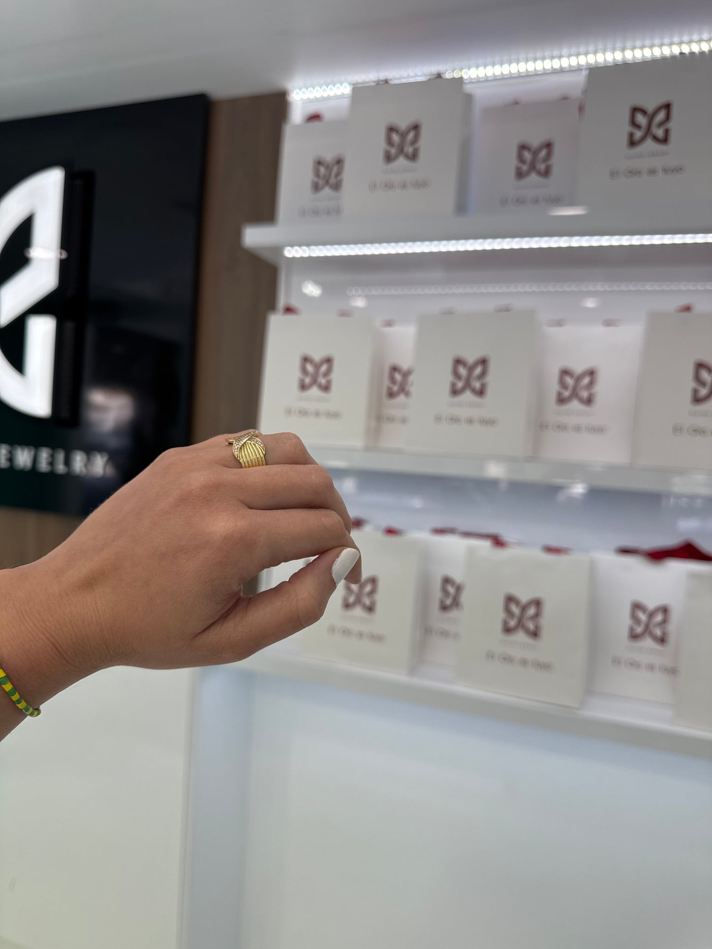 14K Women Ring