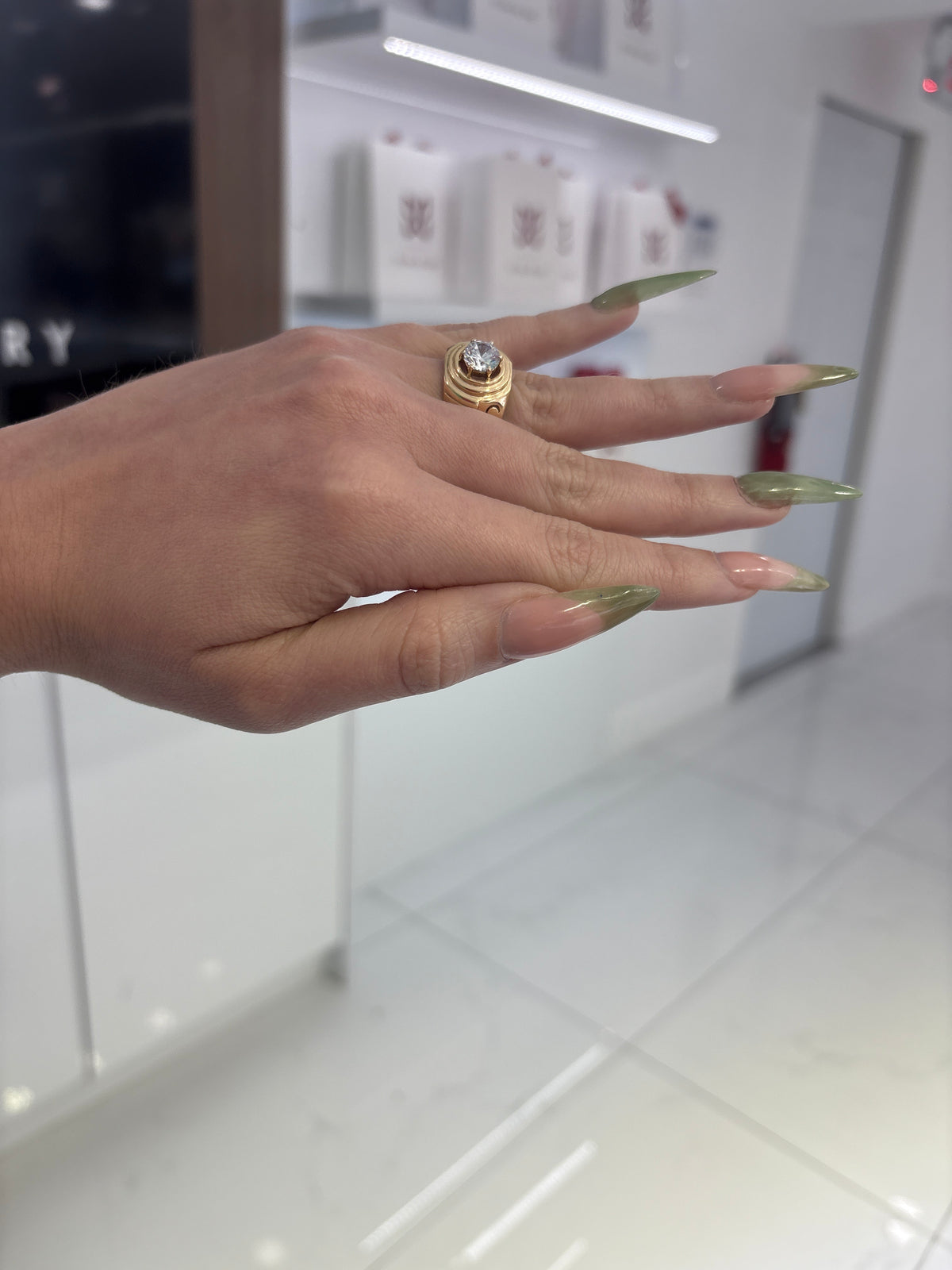 14K White Stone Ring