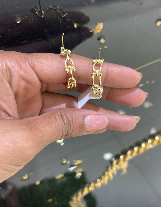 14K Tiffy Hoops