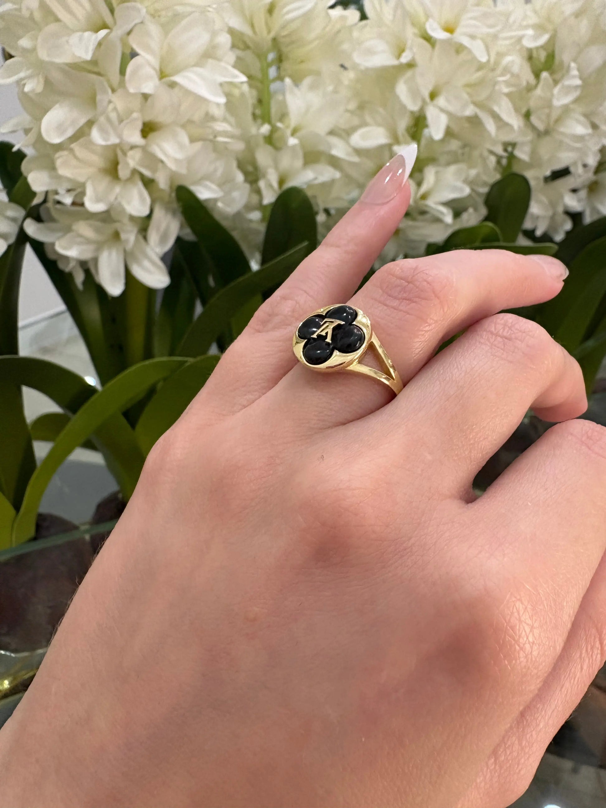 14K LV Ring My Store