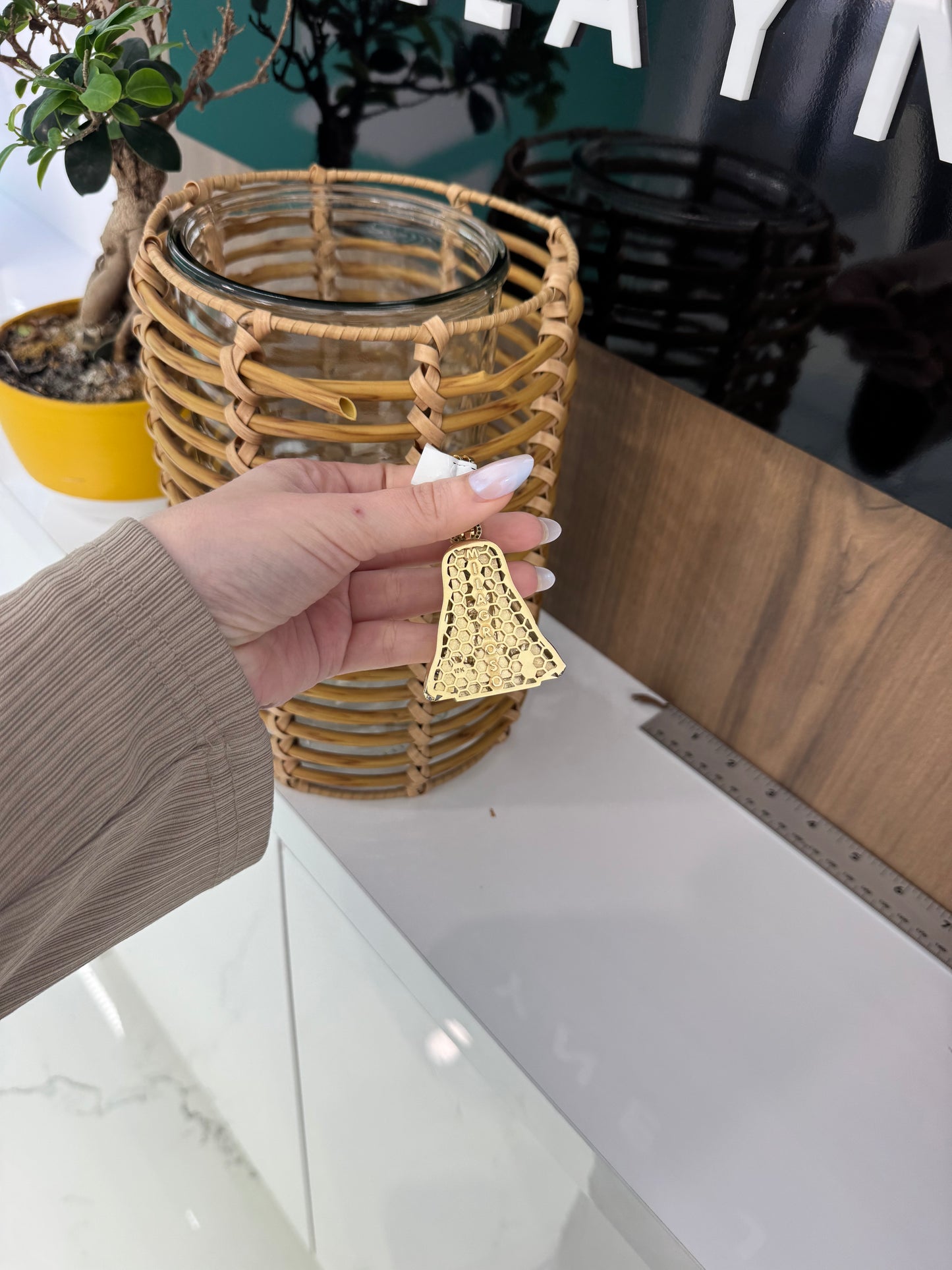 10K Large San Lázaro charm
