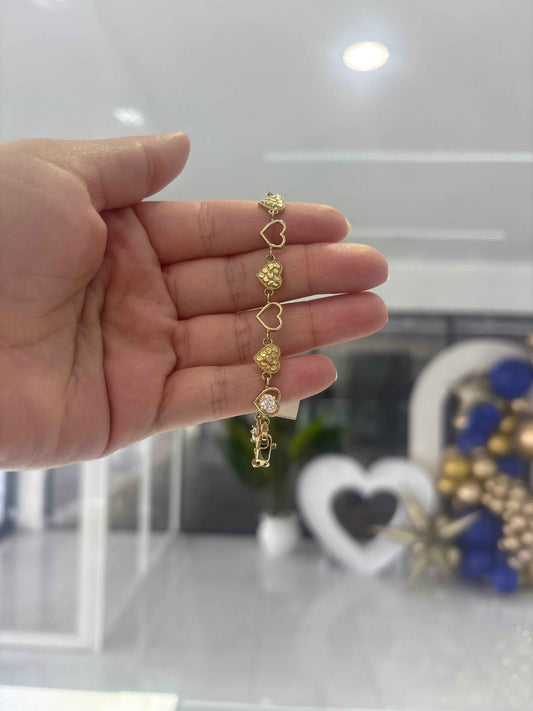 10K Heart Bracelet