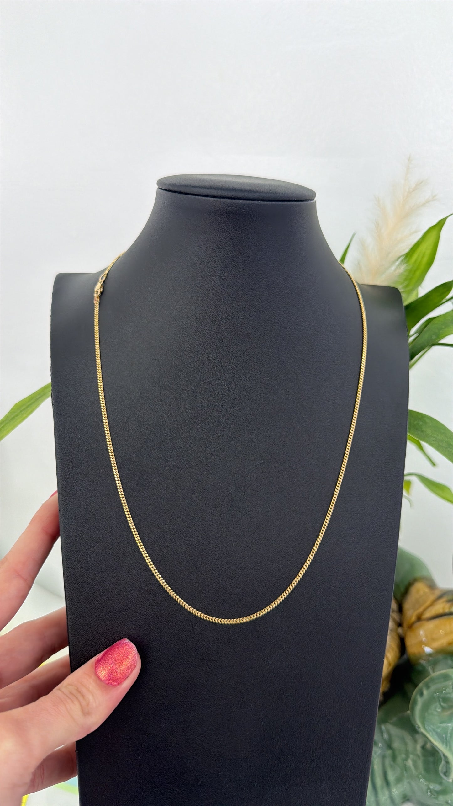 Cadena cubana sólida 14k