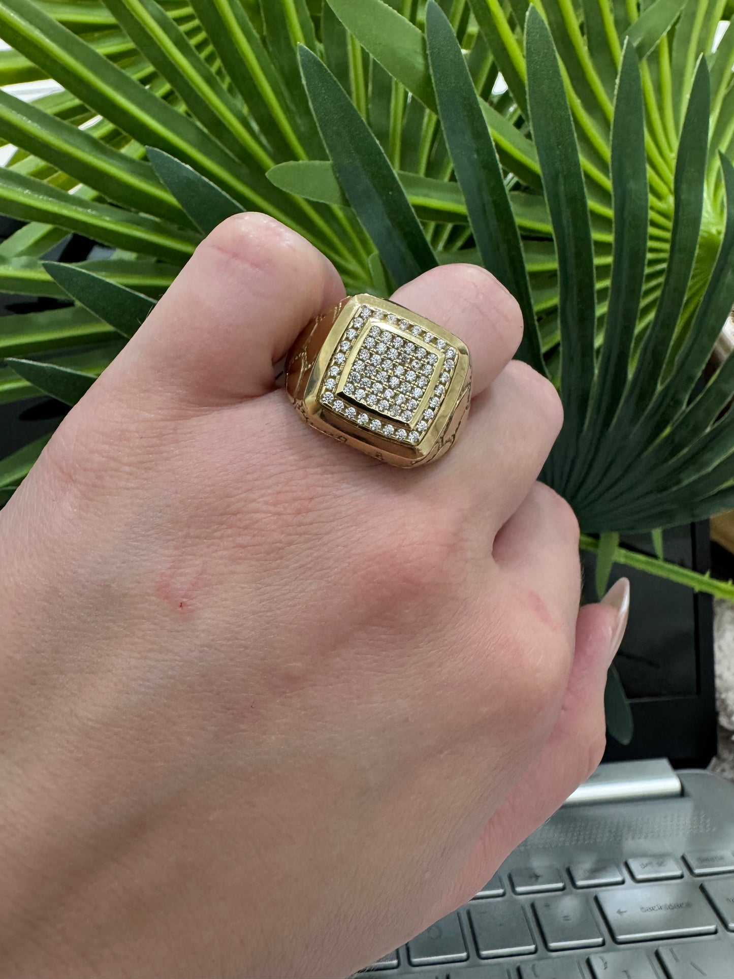 10K Square Ring