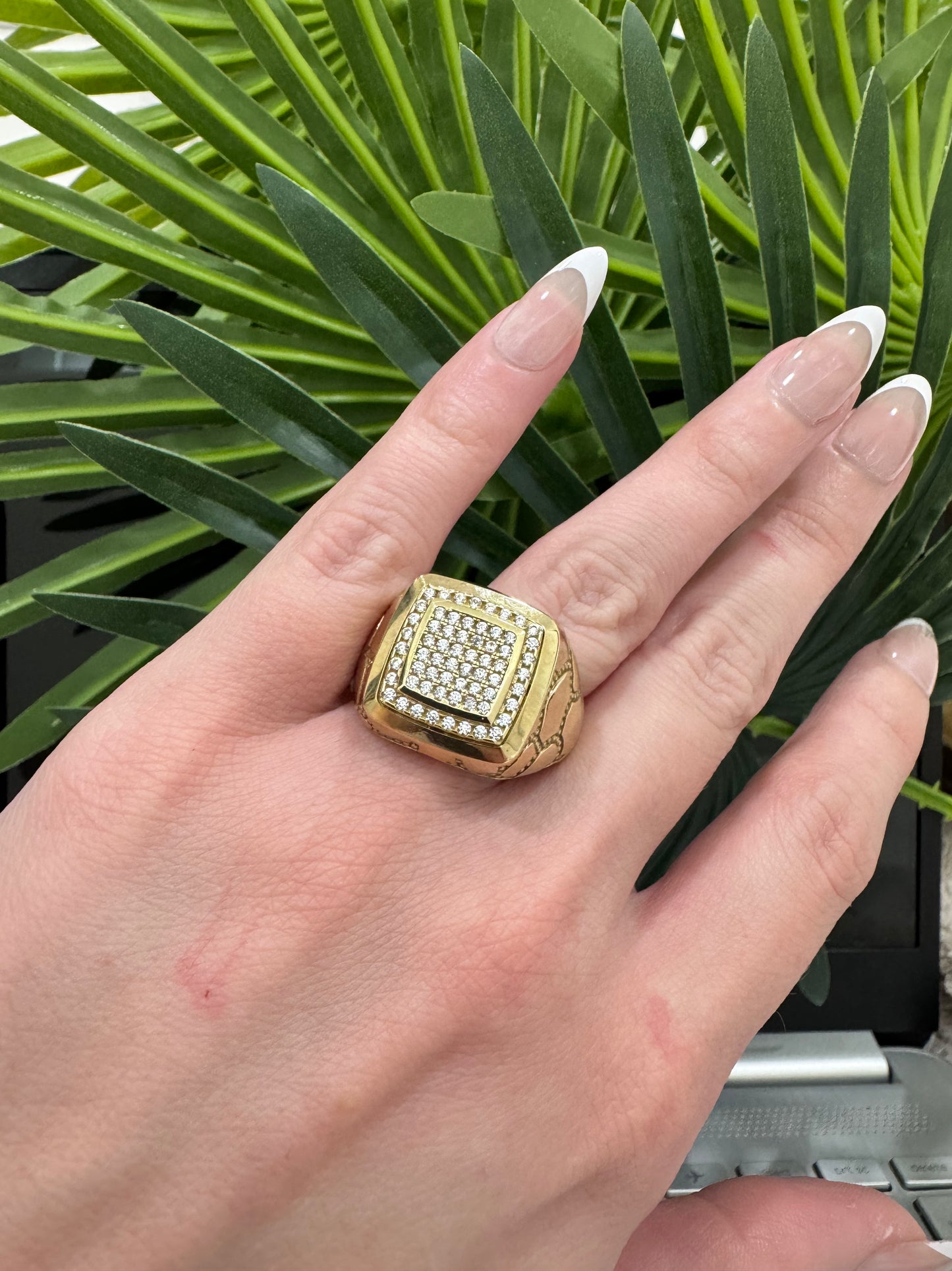 10K Square Ring