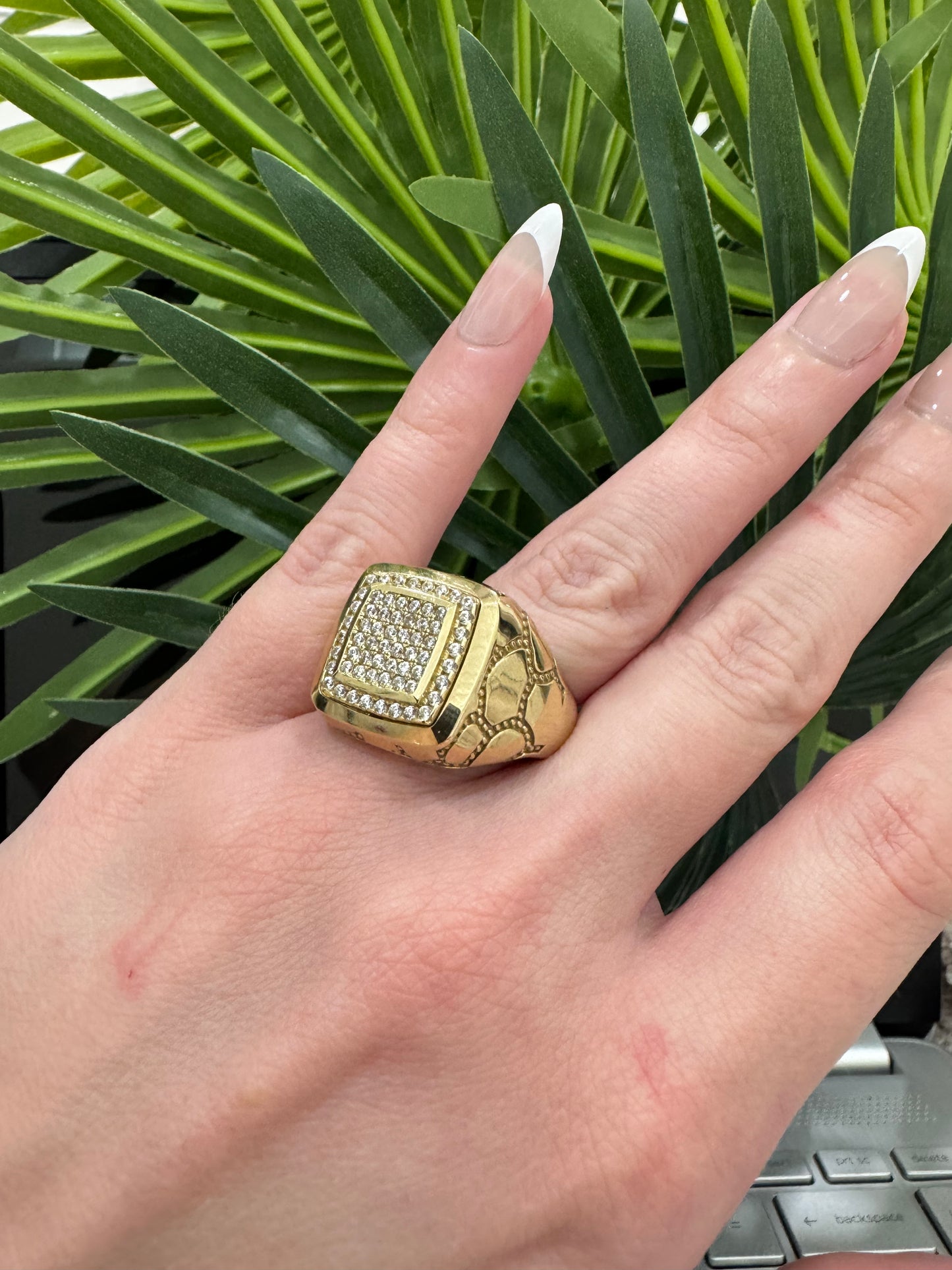 10K Square Ring