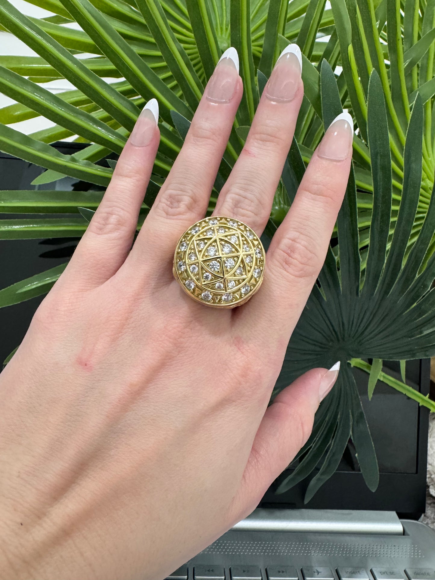10K Rosetta Ring
