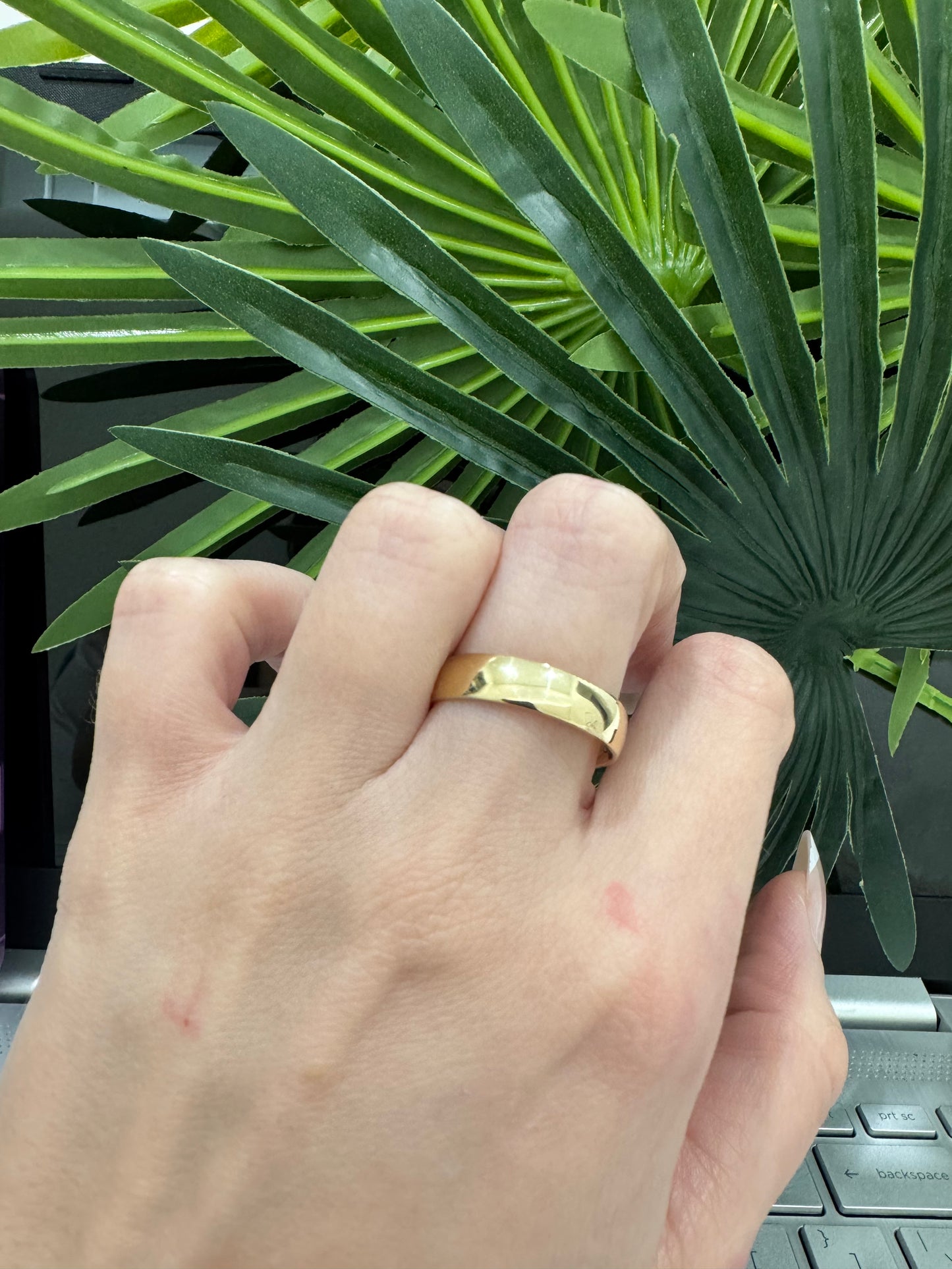 10K Plain Band Ring