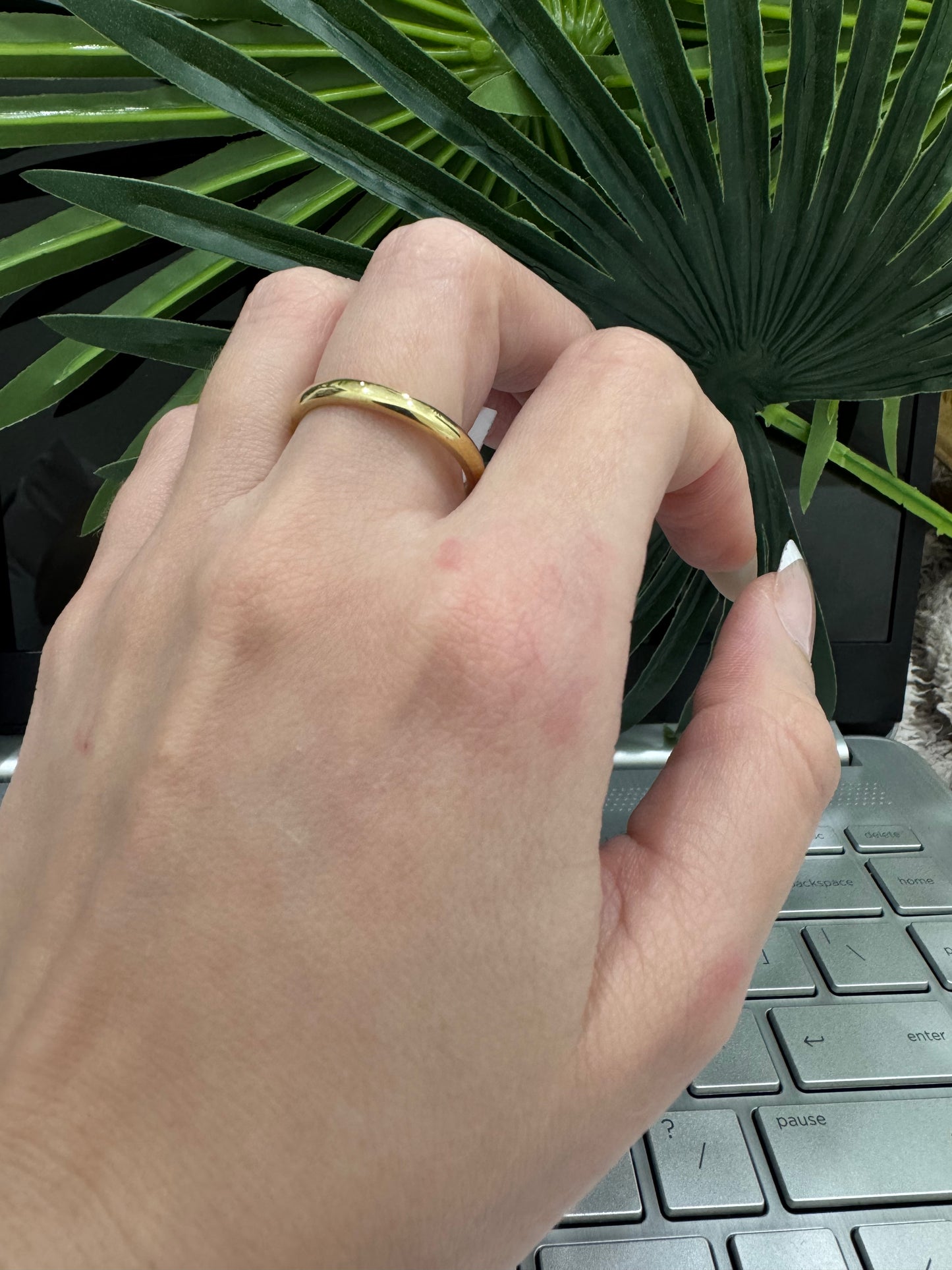 10K Plain Band Ring