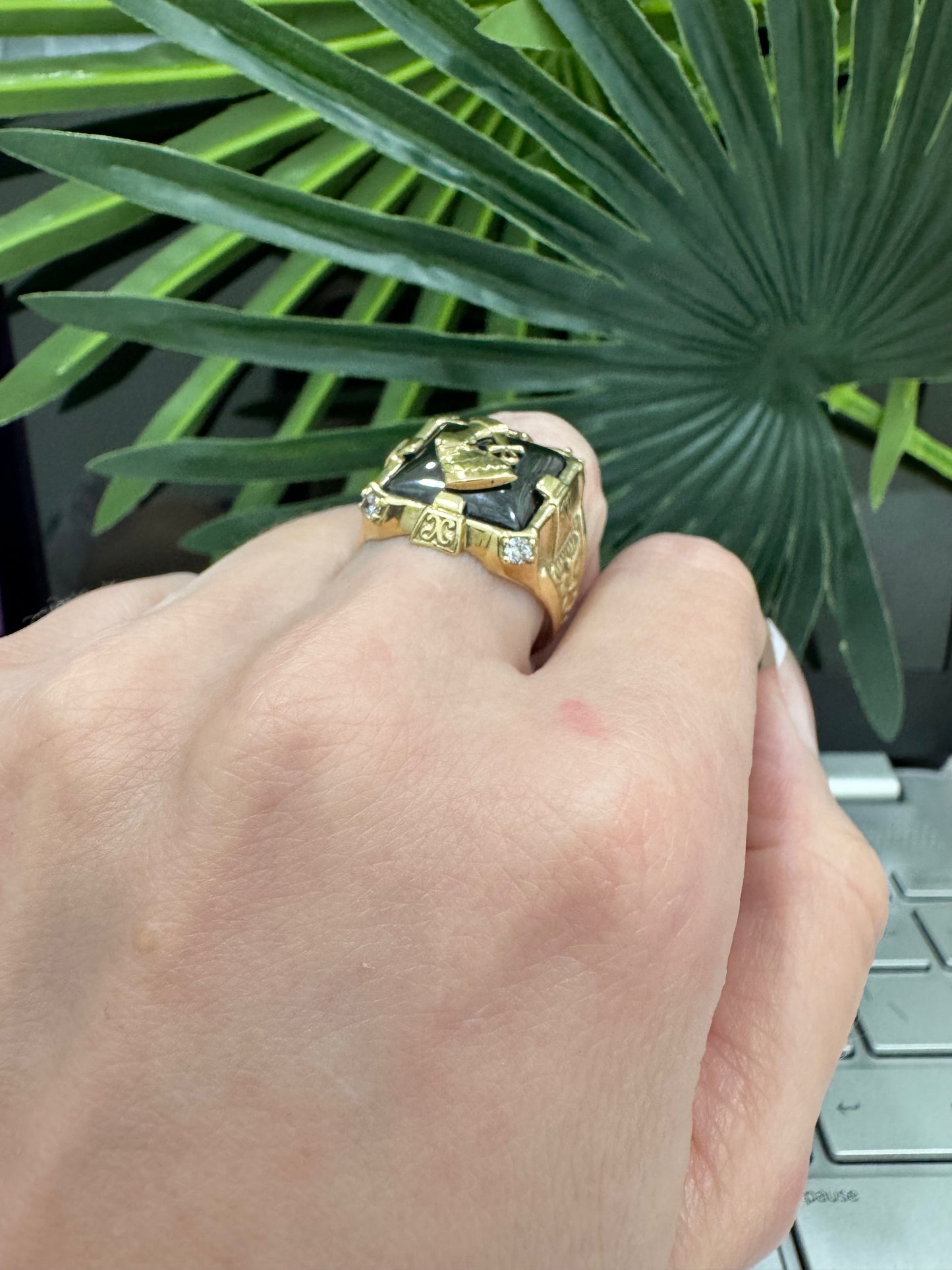 10K Nefertiti Ring