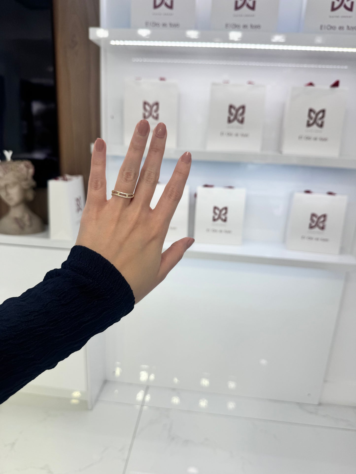 10K Elegant Ring