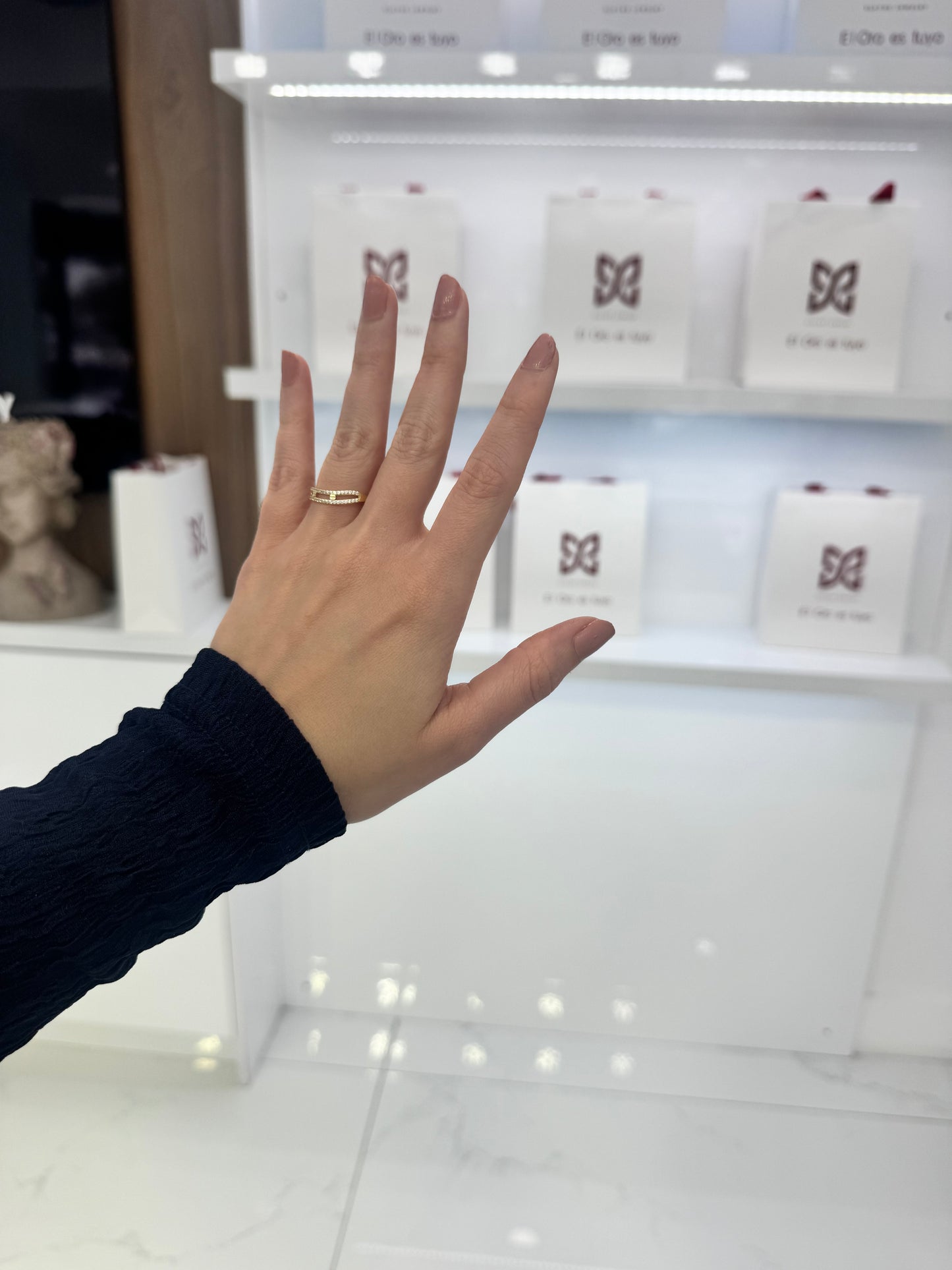 10K Elegant Ring